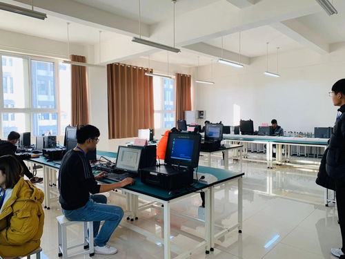 我院首屆學(xué)生技能大賽計(jì)算機(jī)技術(shù)及網(wǎng)絡(luò)技術(shù)賽項(xiàng)圓滿落幕，計(jì)算機(jī)技術(shù)開發(fā)成果豐碩